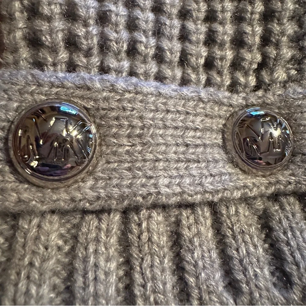 Michael Michael Kors Gray Fingerless Cable Knit Gloves NWOT